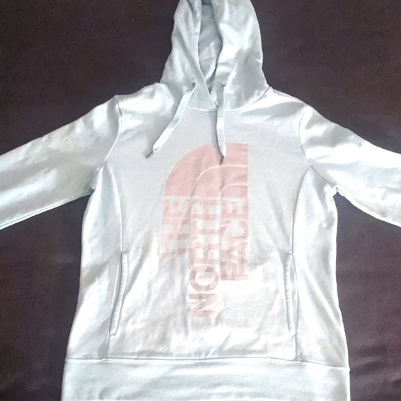 The North Face women's hoodie - Picture 3 of 6